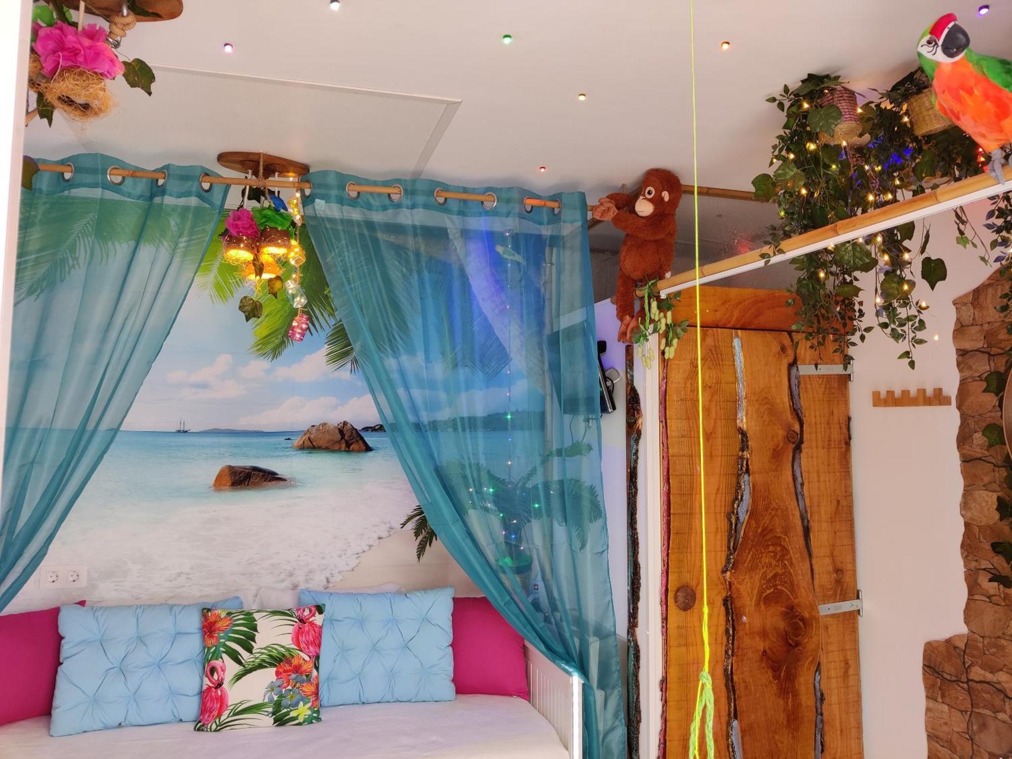 Wonder Room Paraiso Magico Habitacion Nerja Exteriör bild